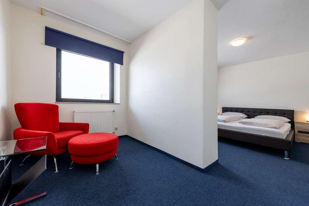 Trip Inn Hotel Frankfurt Airport リュッセルスハイム 部屋 写真