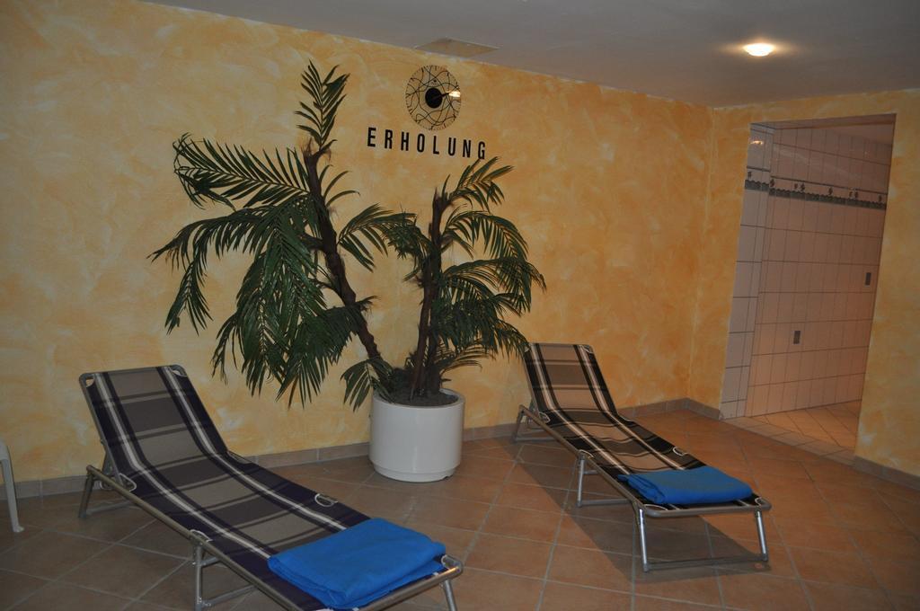 Trip Inn Hotel Frankfurt Airport リュッセルスハイム エクステリア 写真