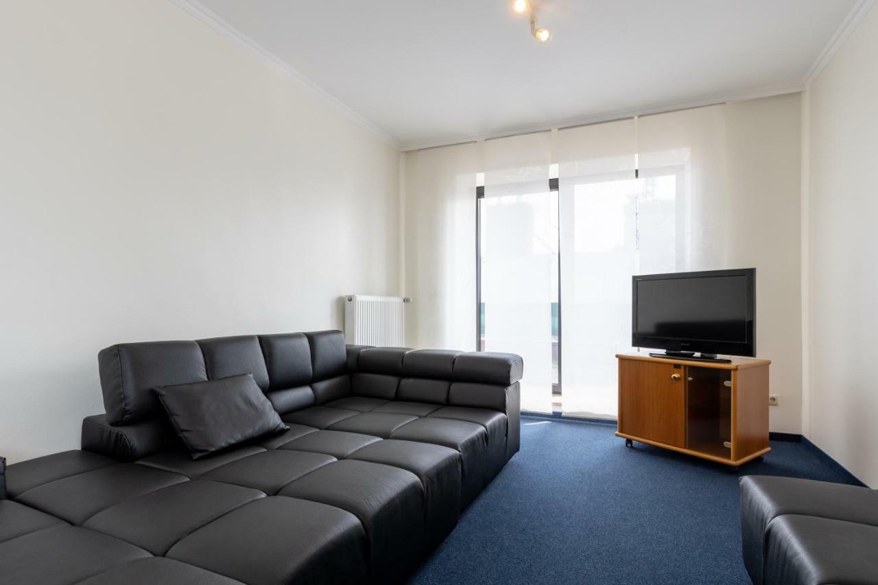 Trip Inn Hotel Frankfurt Airport リュッセルスハイム エクステリア 写真