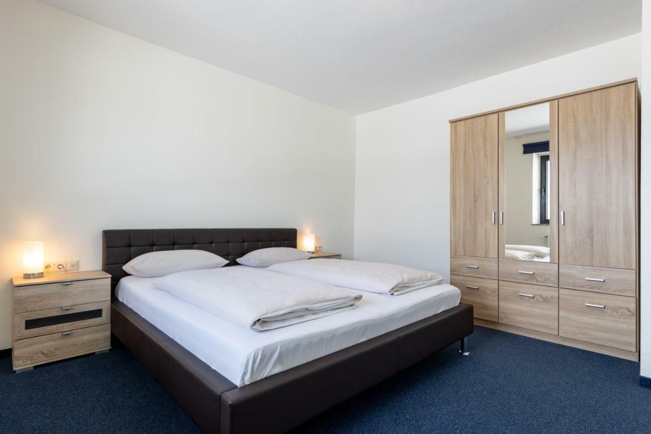 Trip Inn Hotel Frankfurt Airport リュッセルスハイム エクステリア 写真